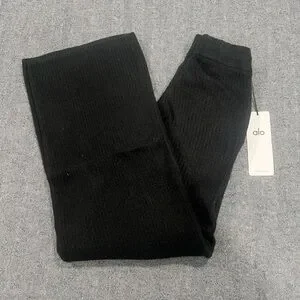 【ALO Yoga】Snuggle Up Sweater High-Waist Wide Leg Pant Snuggle Up Sweater High-Waist Wide Leg Pant - Black | Alo Yoga
